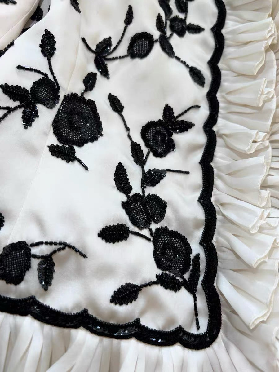 Oscar de la Renta 1990s Silk Beaded Embroidered Jacket – Museum Archive Piece