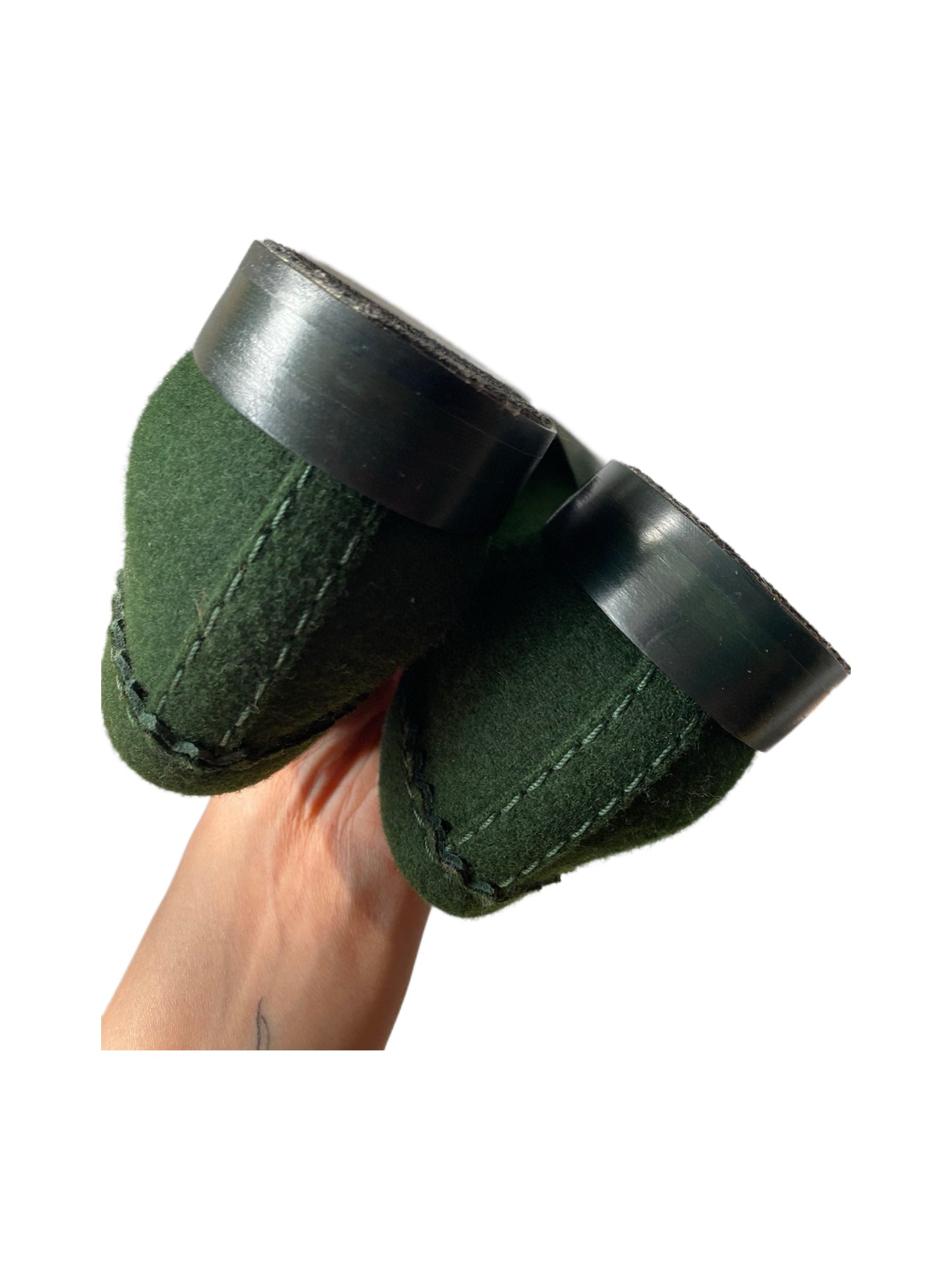 Chanel Métiers d’Art Salzburg Edelweiss Felt Flower Loafers – Suede Alpine Green Handmade Runway Shoes (Near New)