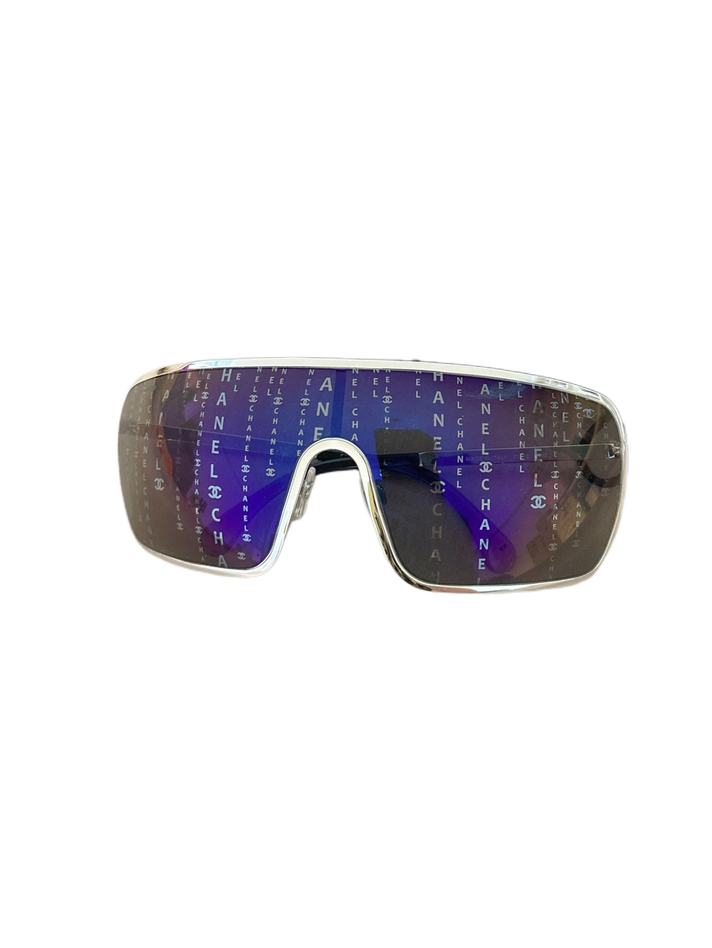 CHANEL Cyber Shield Logo Visor Sunglasses – Y2K Futuristic Ski Mask Wraparound Sunglasses with All-Over CC Monogram Lens (Full Set)