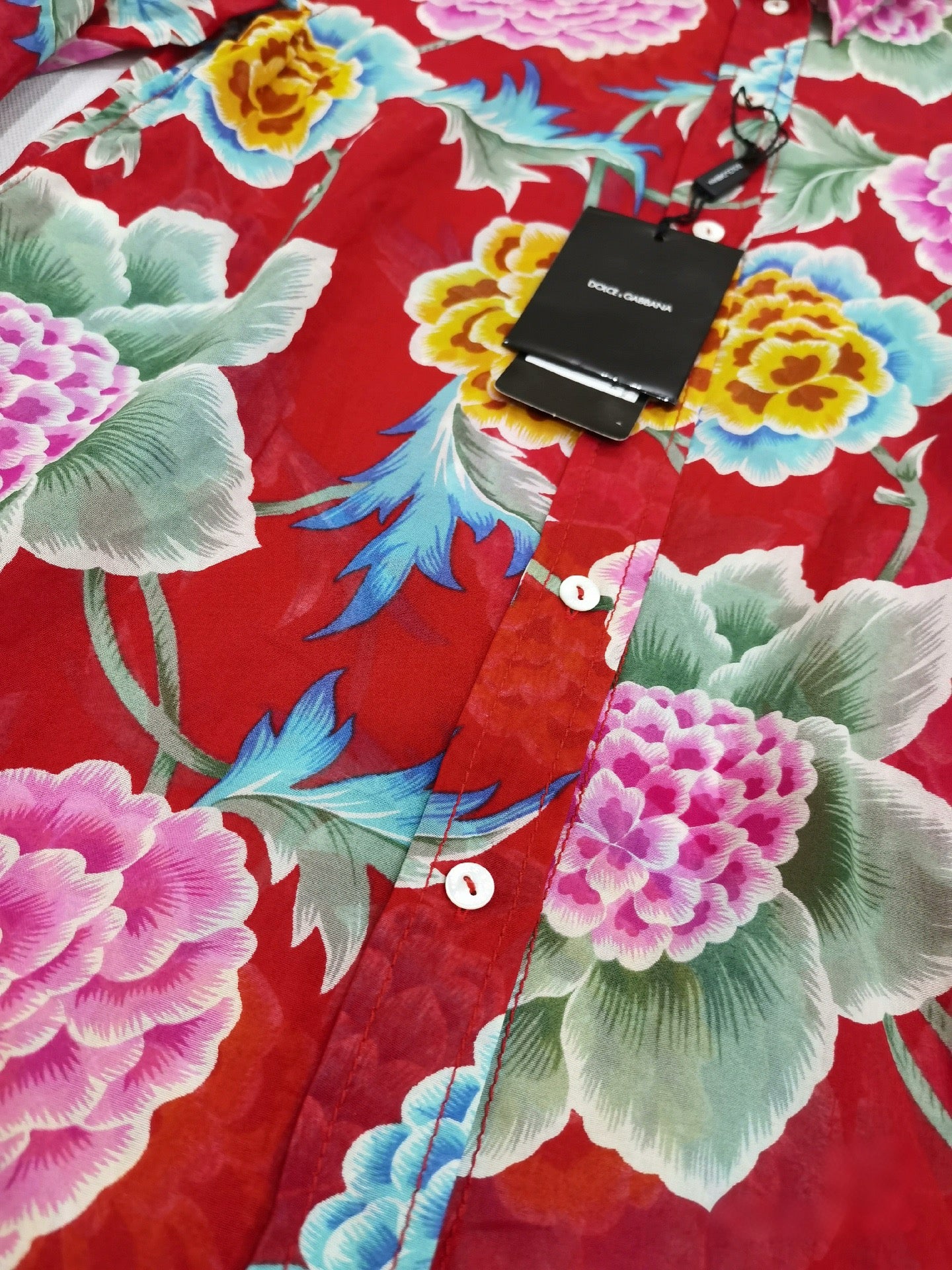 Dolce & Gabbana Chinese Peony Floral Silk Shirt – Runway Archive Red Print Blouse (Size IT40) Ultra Rare Collector Piece
