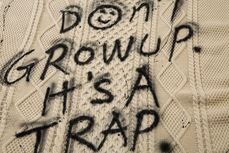DON’T GROW UP Graffiti Distressed Knit Vest – Beige / Black