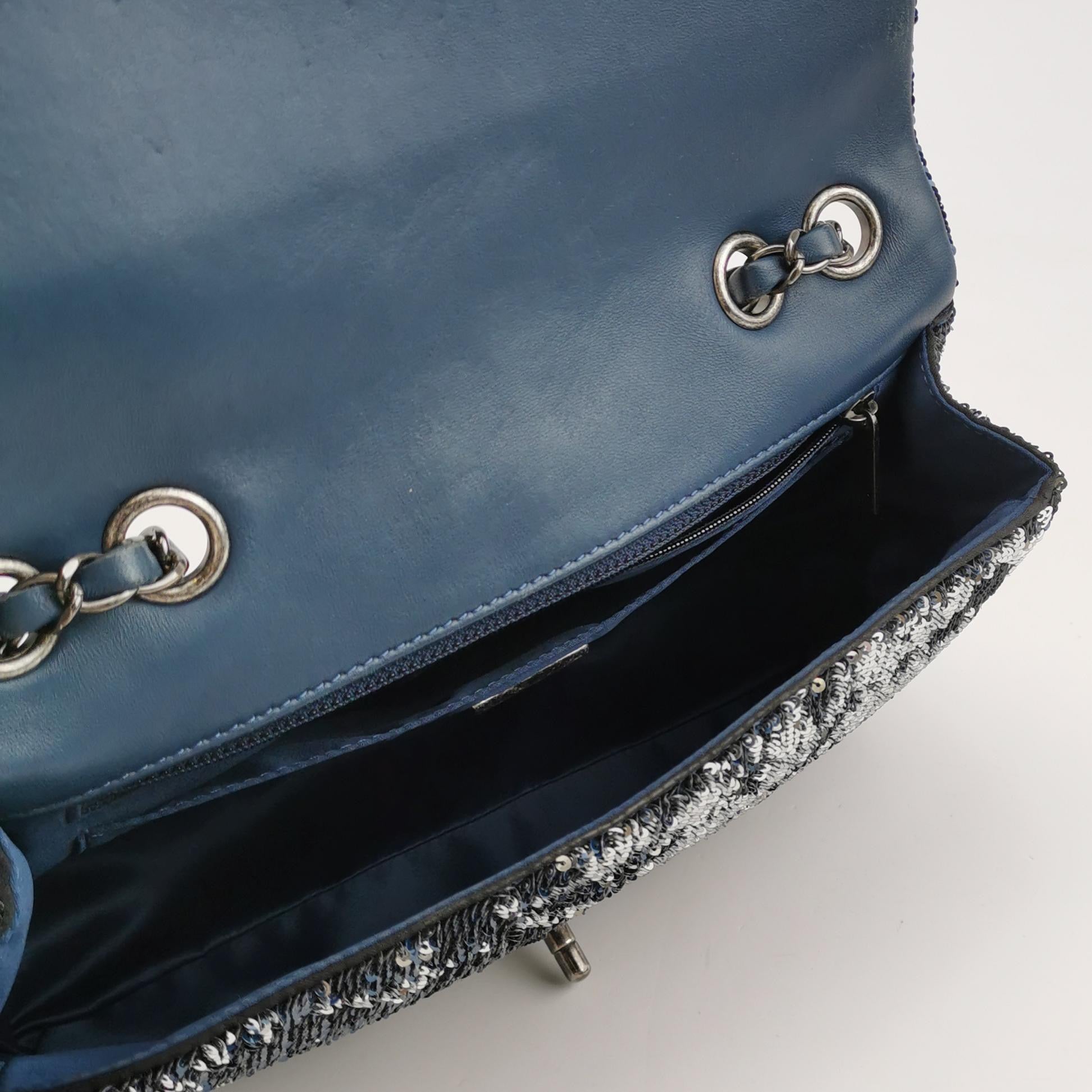 Chanel 2017 Cruise “Coco Cuba” Sequin Flap Chain Bag – Navy Blue CC Logo Evening Bag