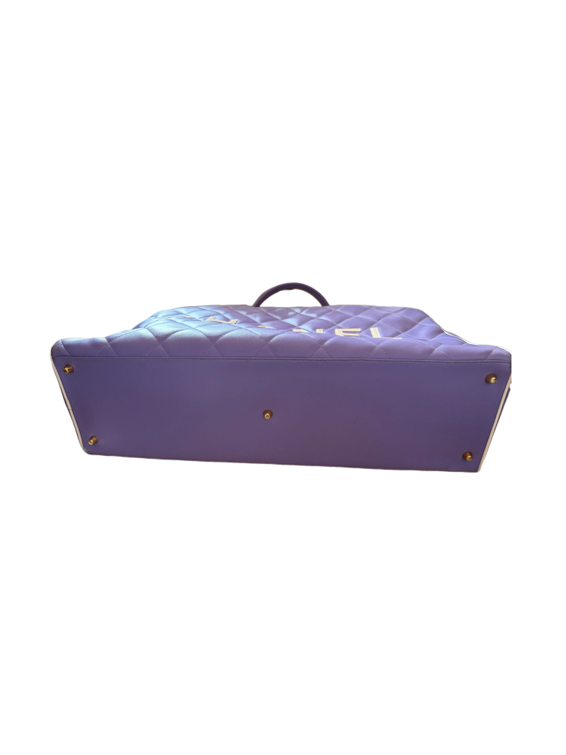 Chanel Vintage XXL Quilted Bowling Bag – Rare Lavender Purple Leather Travel Bag