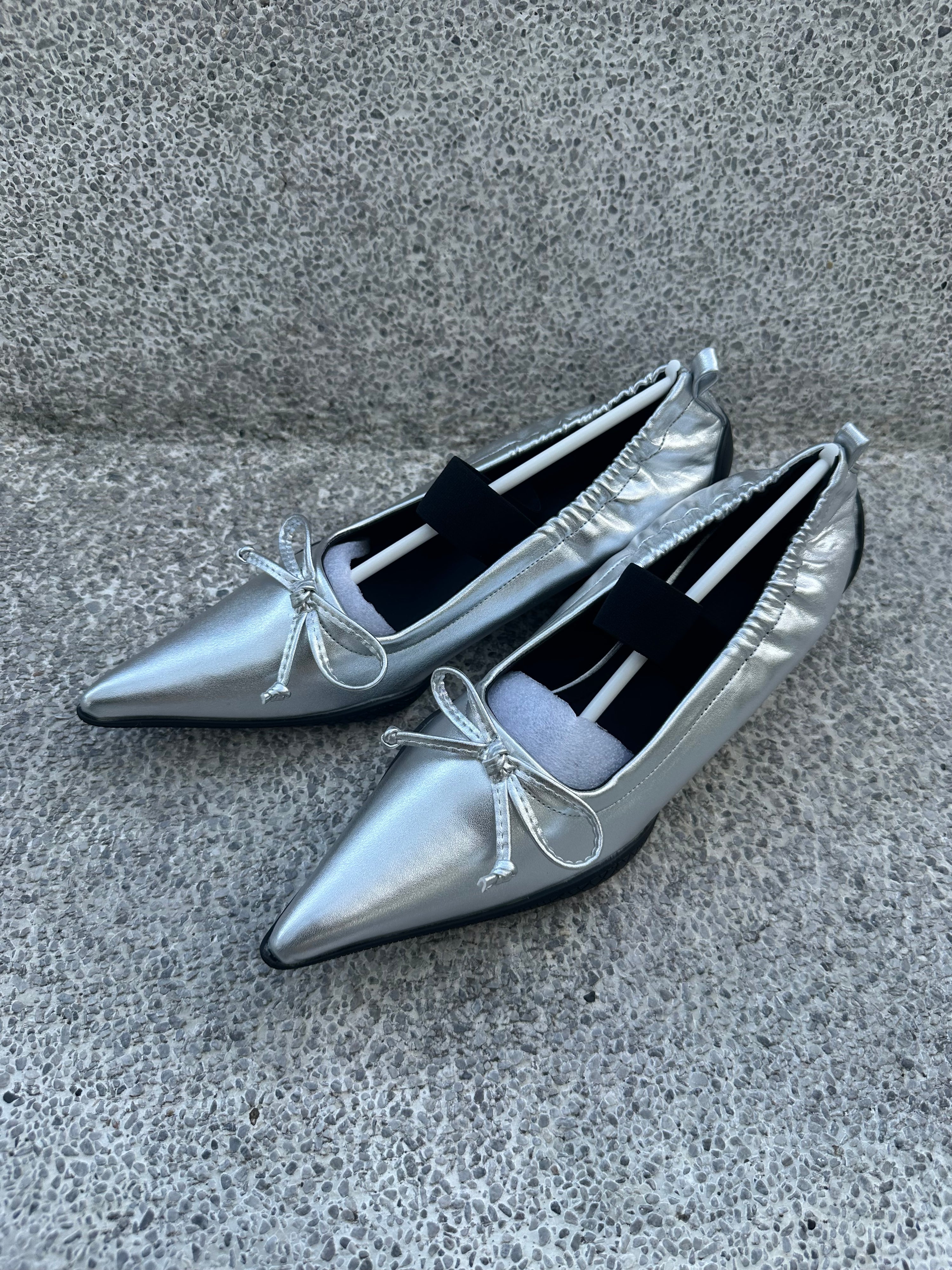 Pointed Bow Mary-Jane Split-Heel Ballet Flats