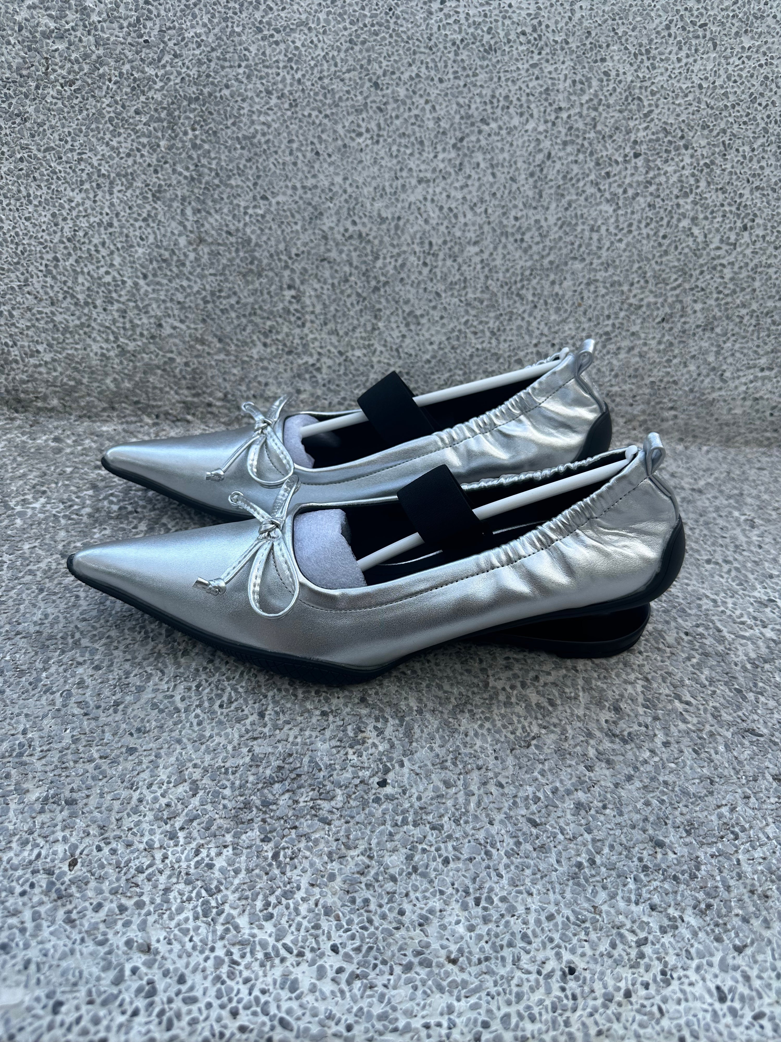 Pointed Bow Mary-Jane Split-Heel Ballet Flats