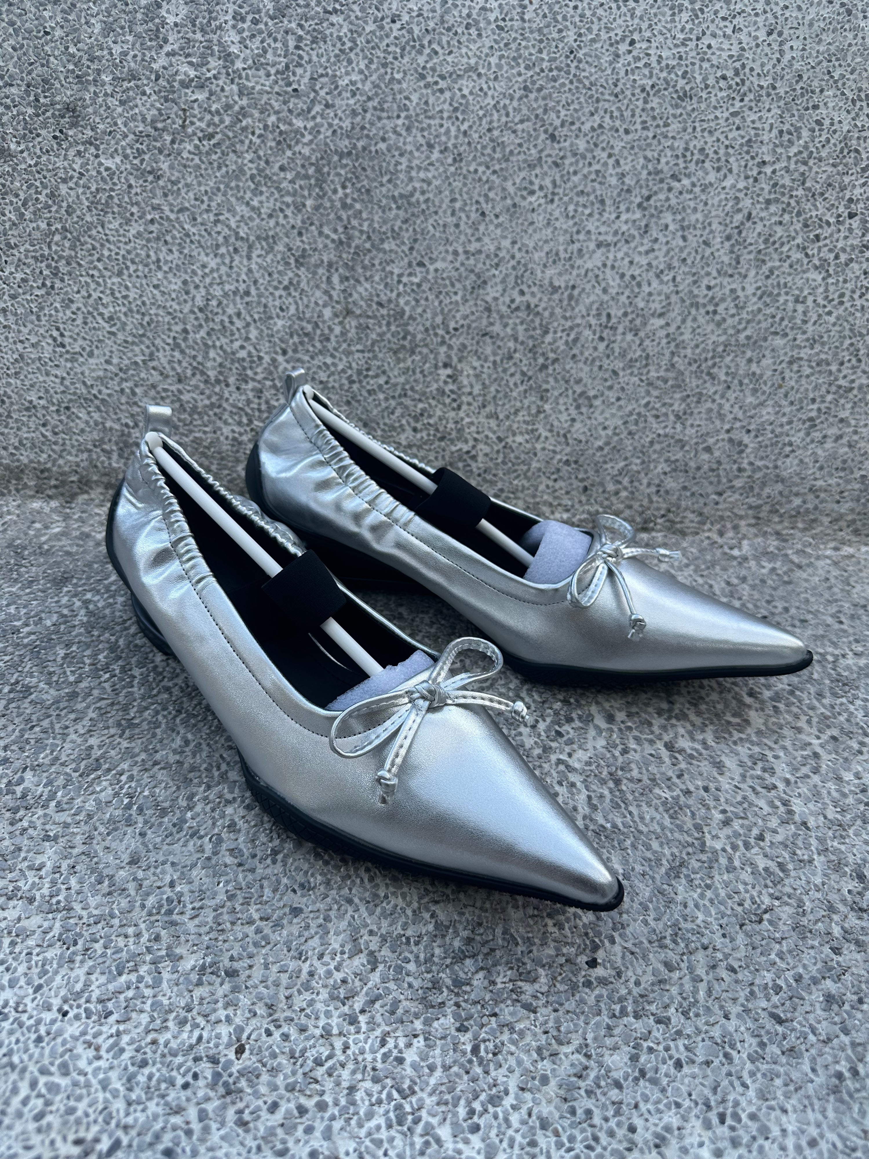 Pointed Bow Mary-Jane Split-Heel Ballet Flats