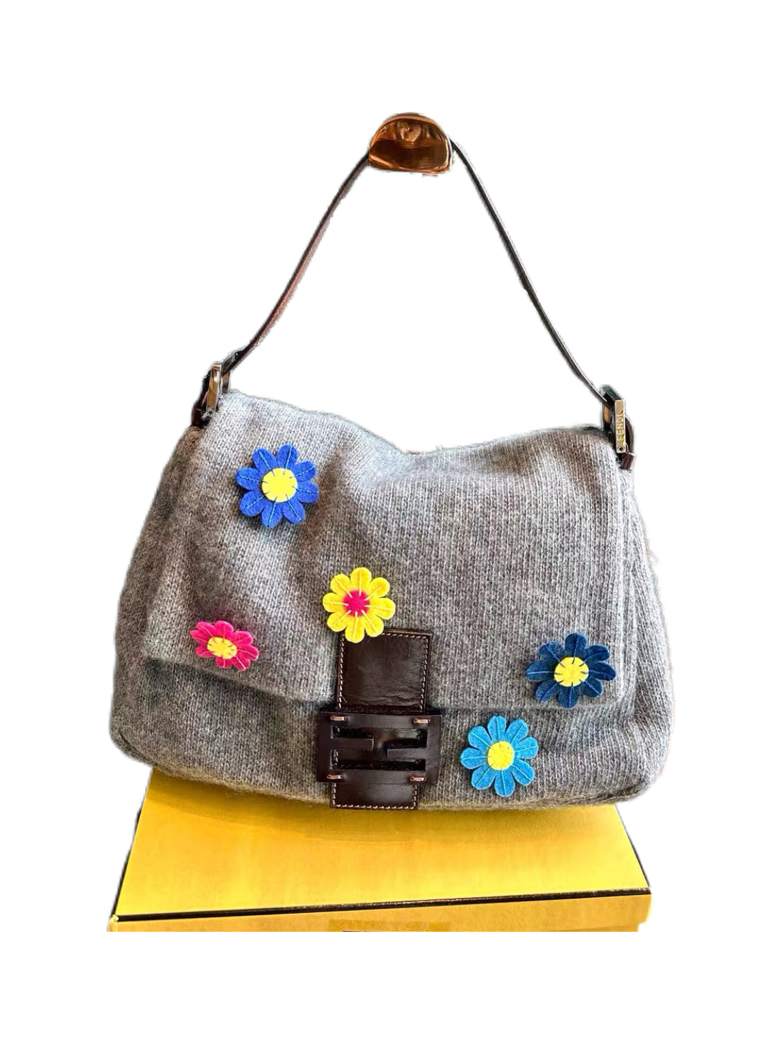 Fendi Knit Flower Embellished Baguette Bag – Grey Wool Felt Large Baguette Archive Piece