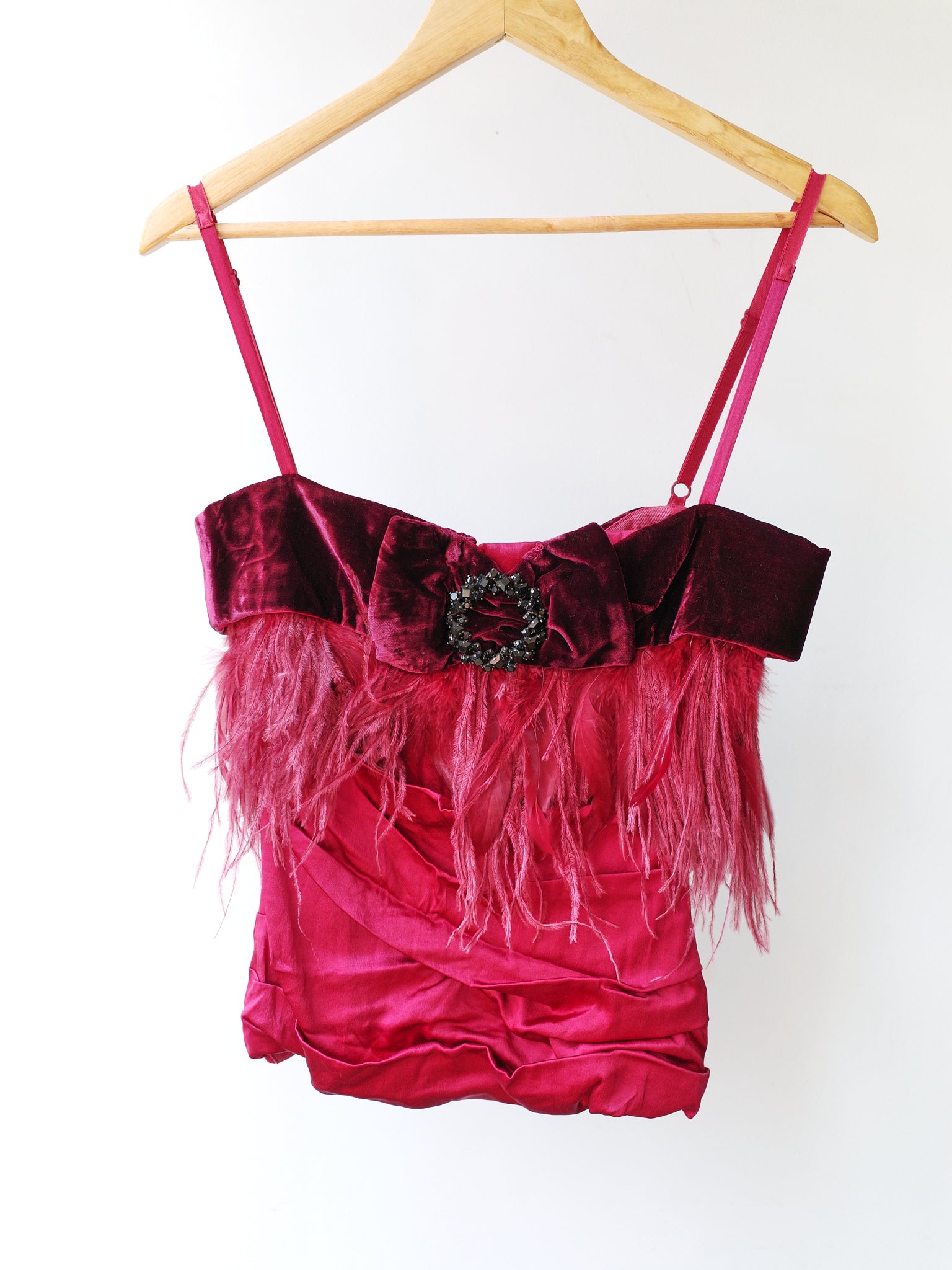 Dolce & Gabbana F/W 2002 Burgundy Velvet Ostrich Feather Corset – METAL 金