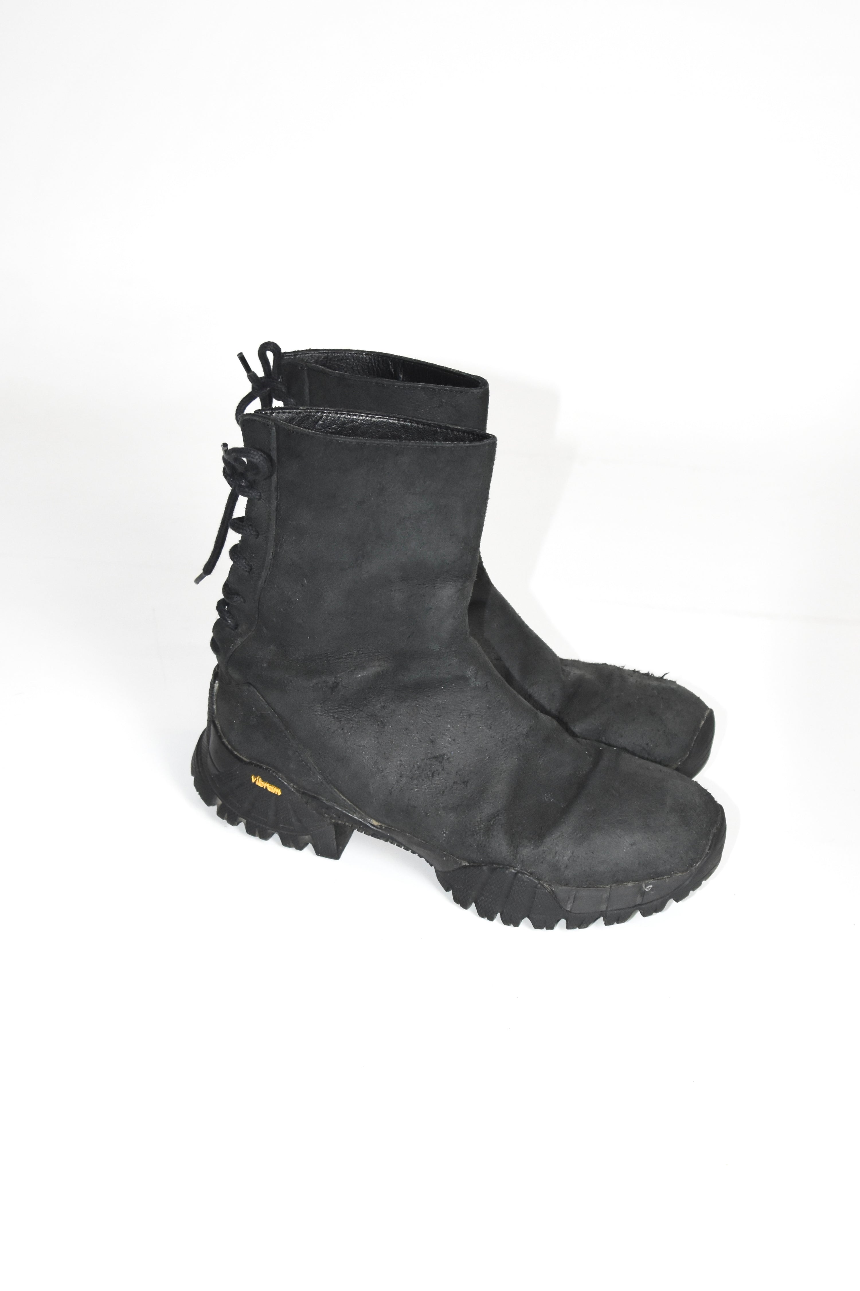 1017 ALYX 9SM Black Hiking Lace-Up Boots – Vibram Sole Tactical Utility Leather Boots