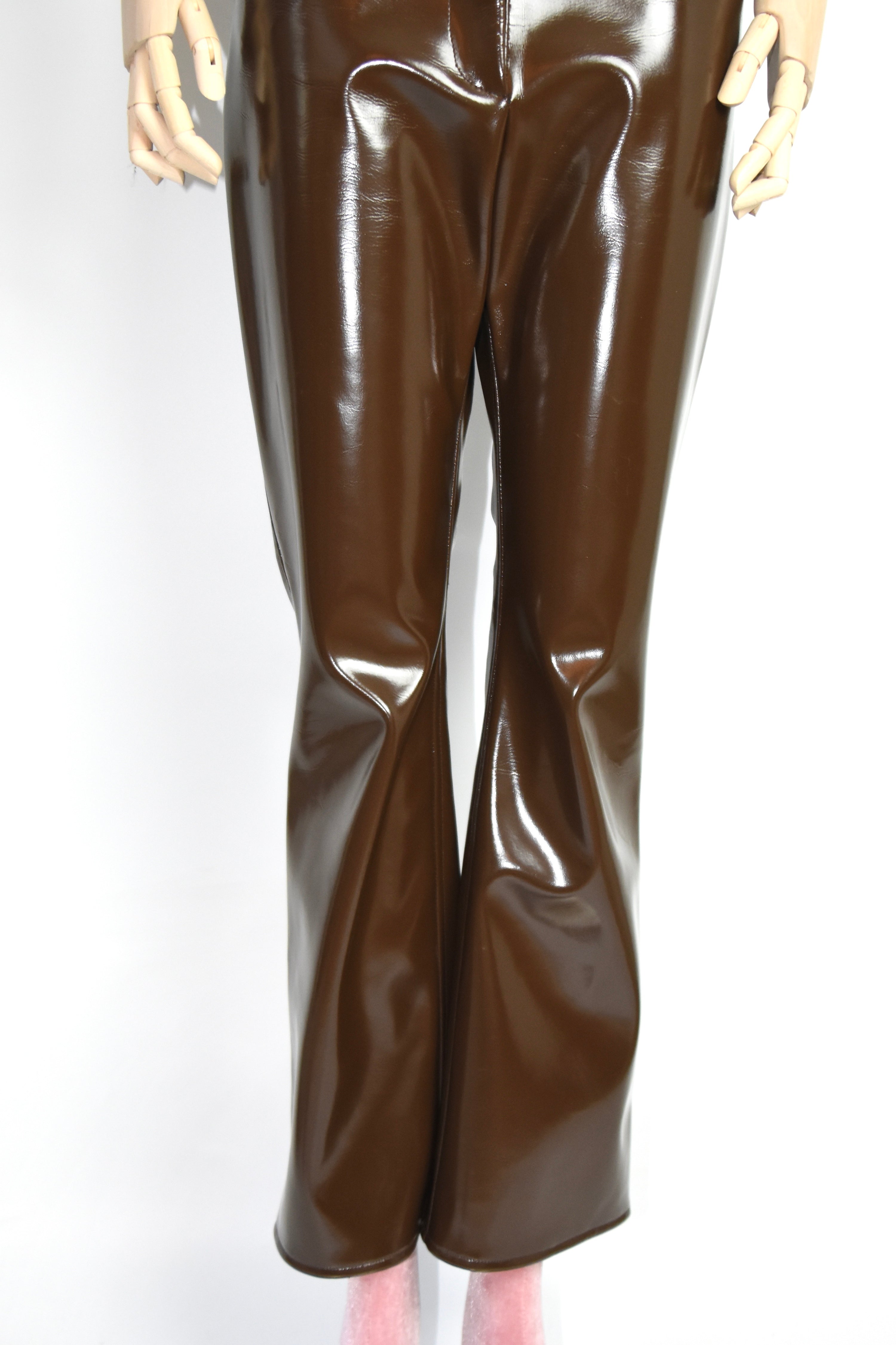 Christopher Kane Brown High-Gloss Vinyl Trousers – Runway-Inspired Sculptural Silhouette