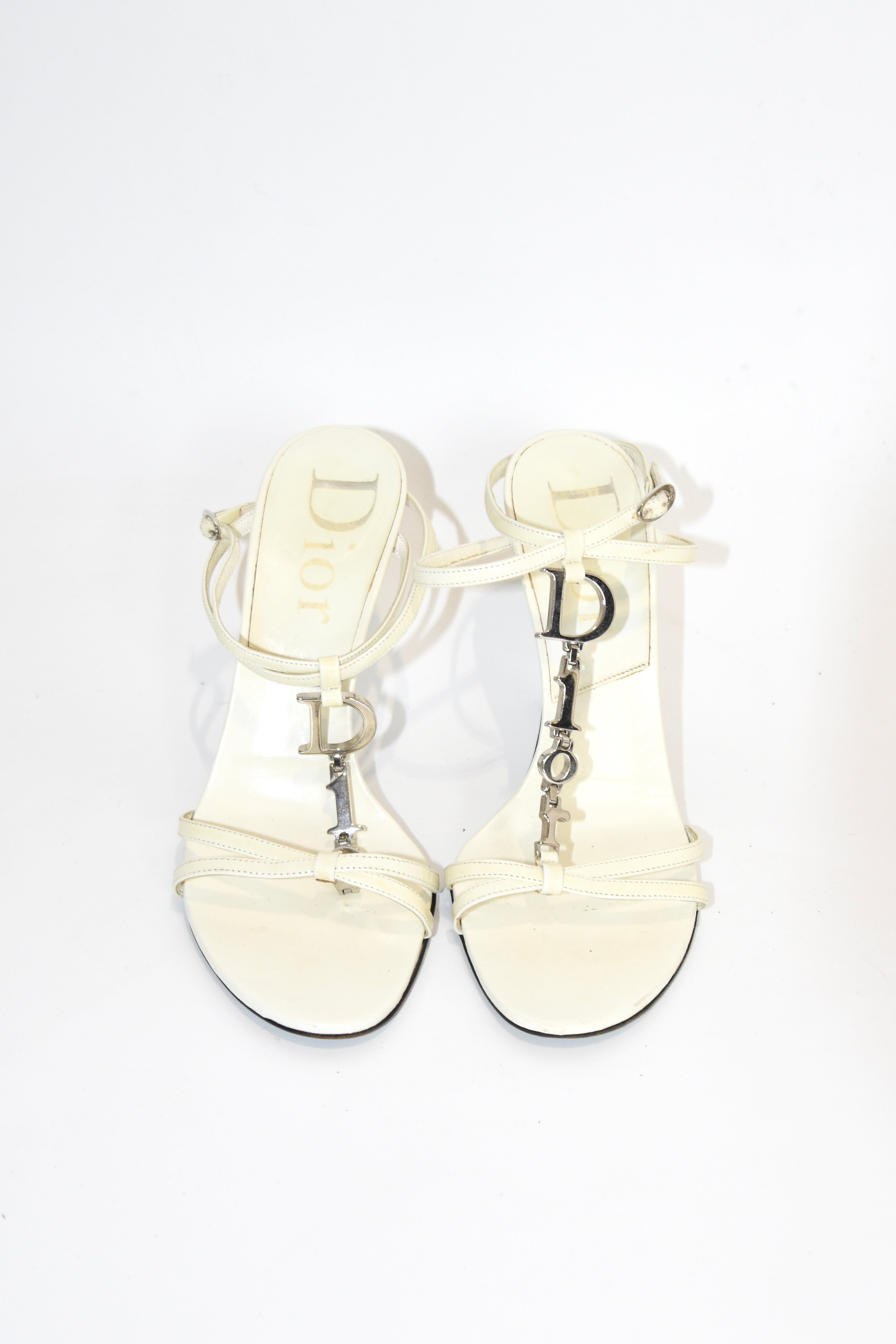 Christian Dior by John Galliano D-I-O-R Charm Strap Heeled Sandals – Vintage White Leather Designer Heels