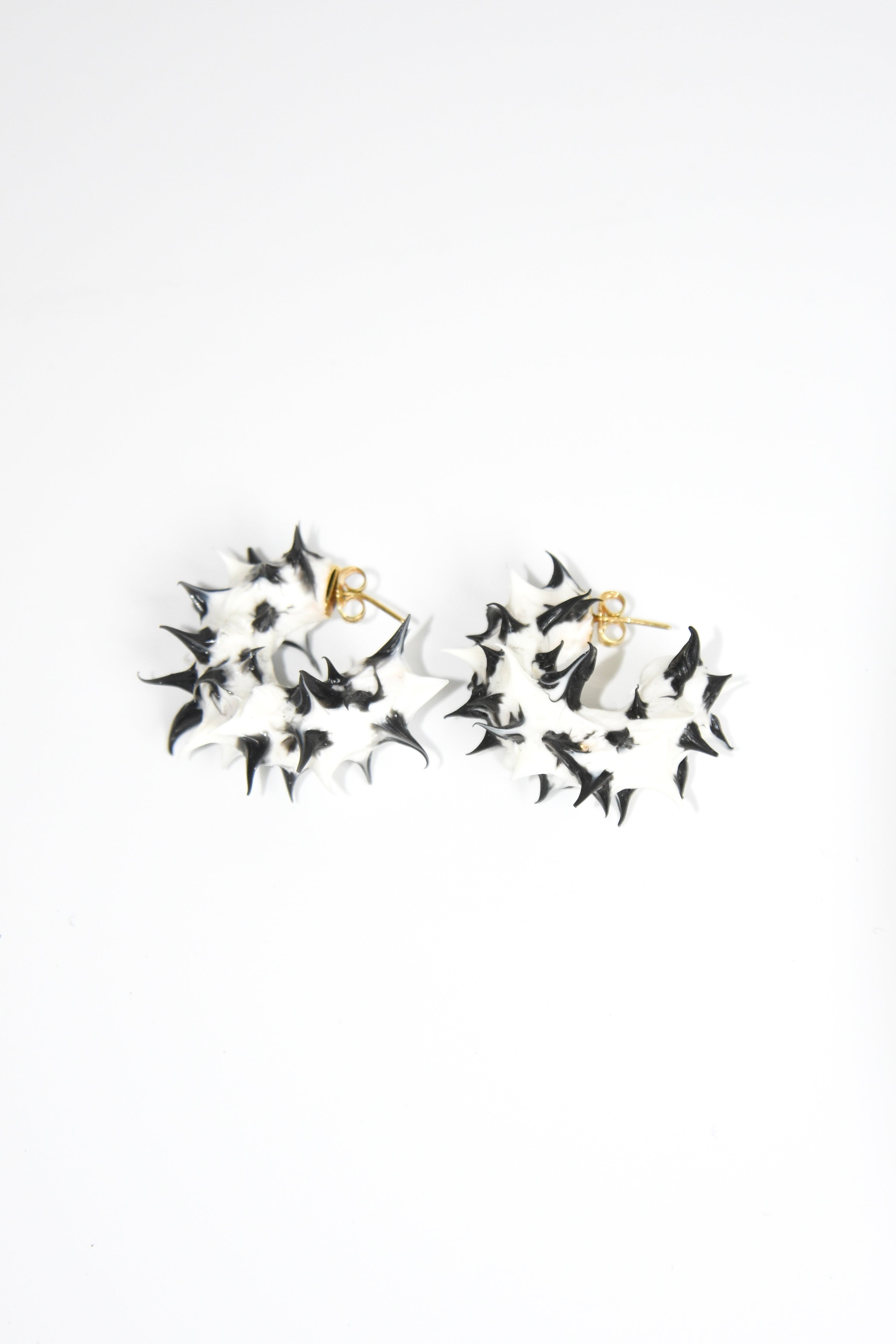 Ottolinger Black & White Silicone Spike Earrings – Avant-Garde Organic Sculptural Hoops