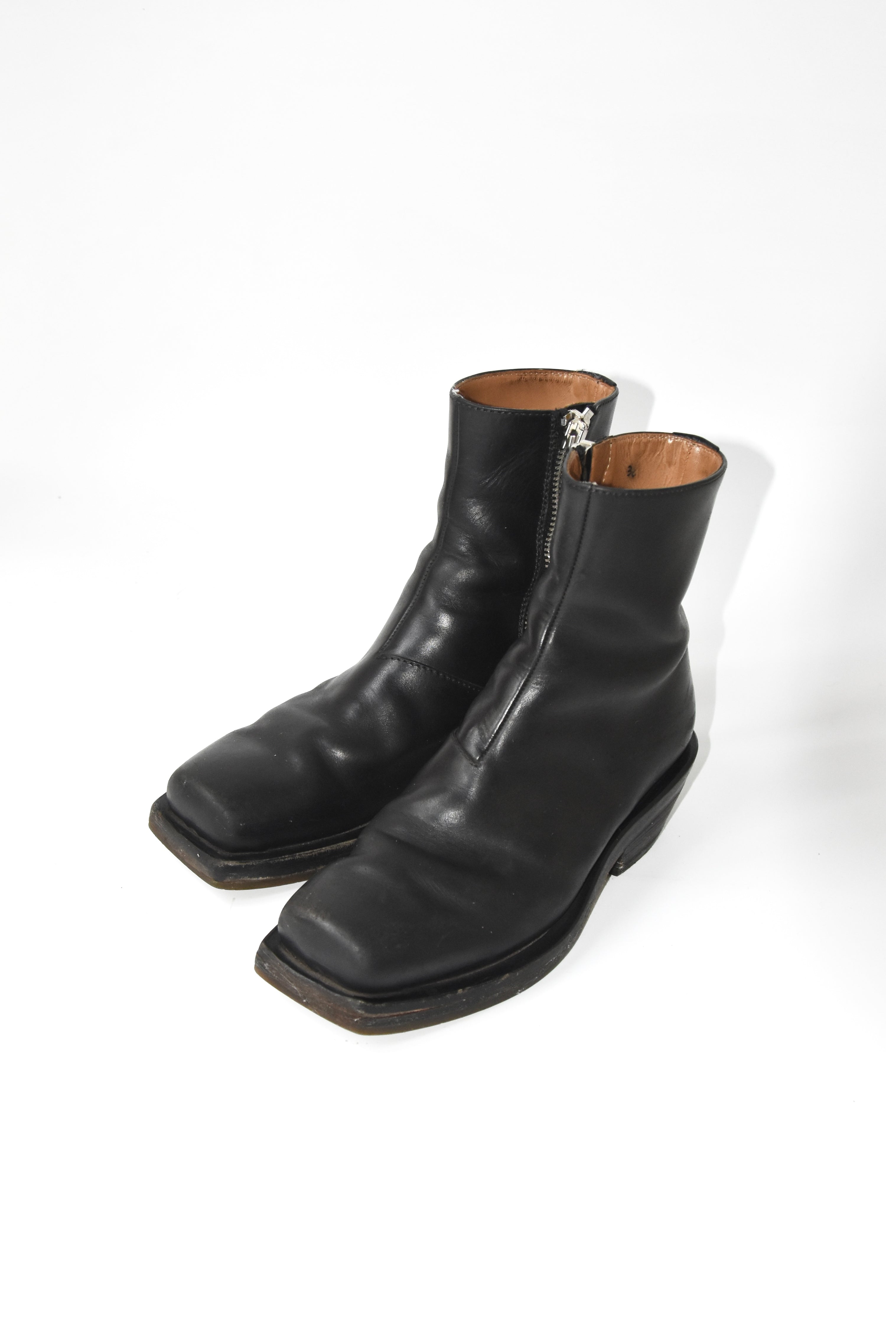 ION by Achilles Ion Gabriel Square-Toe Side-Zip Boots
