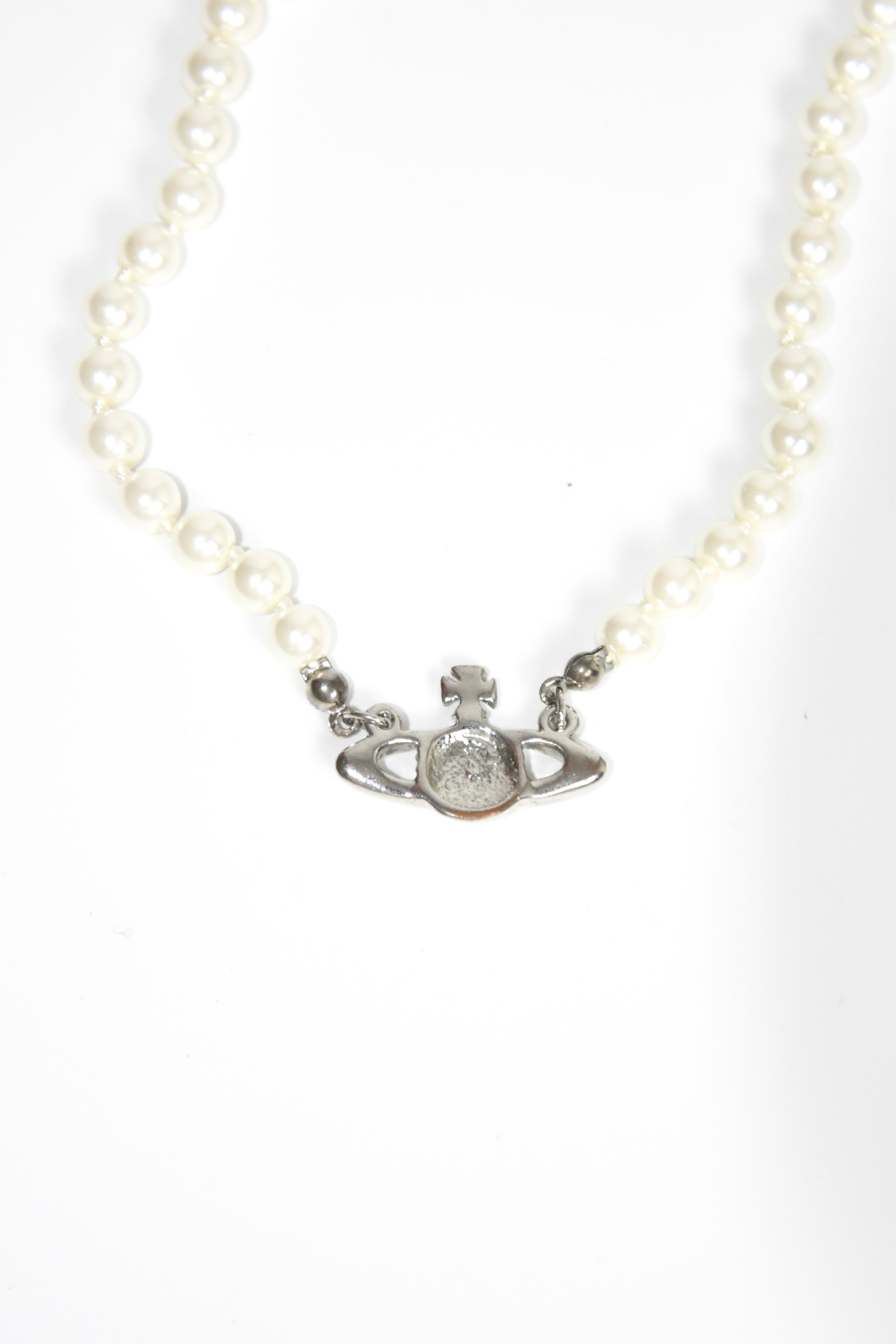 Vivienne Westwood Orb Pearl Necklace with Crystal Embellished Pendant – Classic Vintage Icon Piece