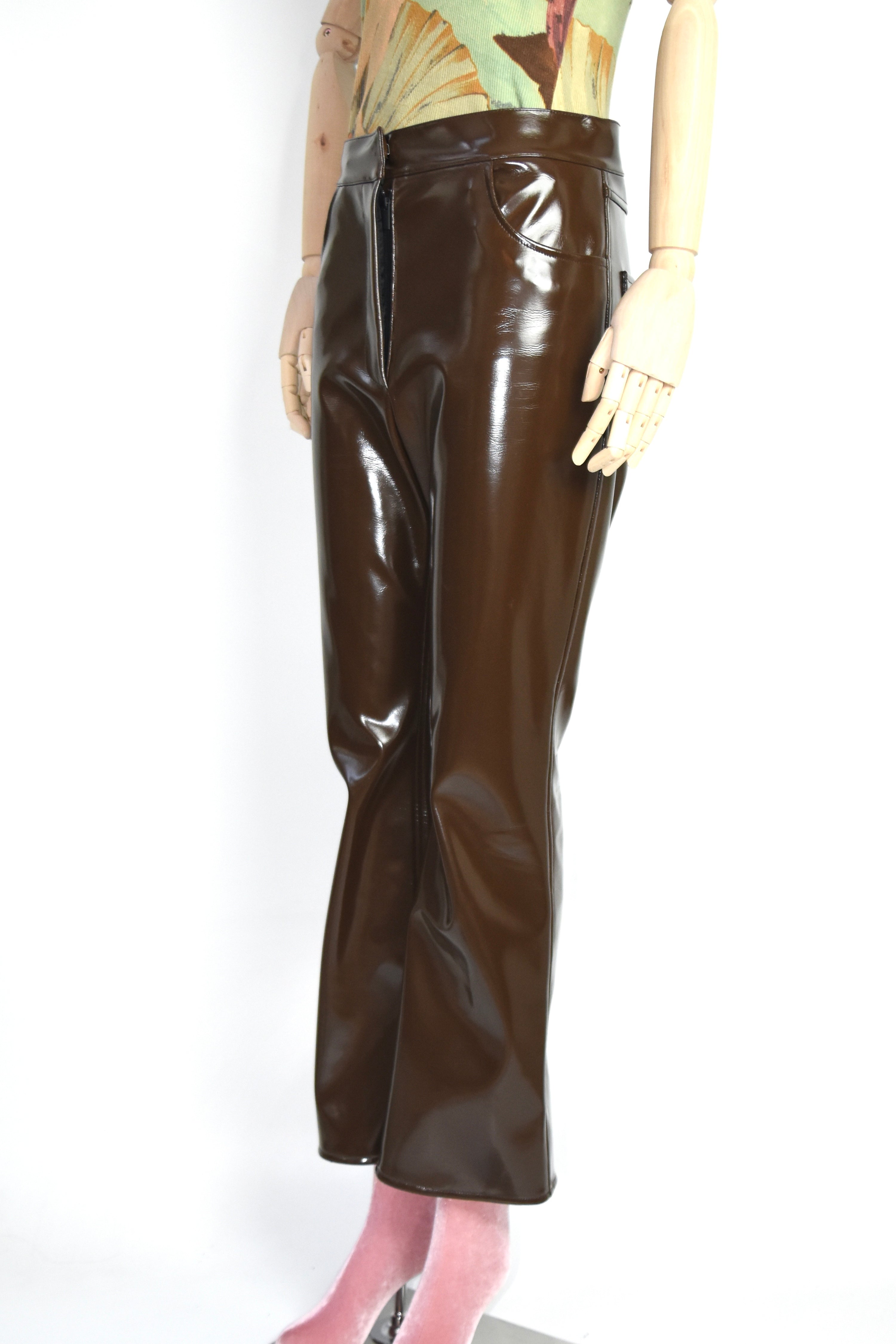 Christopher Kane Brown High-Gloss Vinyl Trousers – Runway-Inspired Sculptural Silhouette