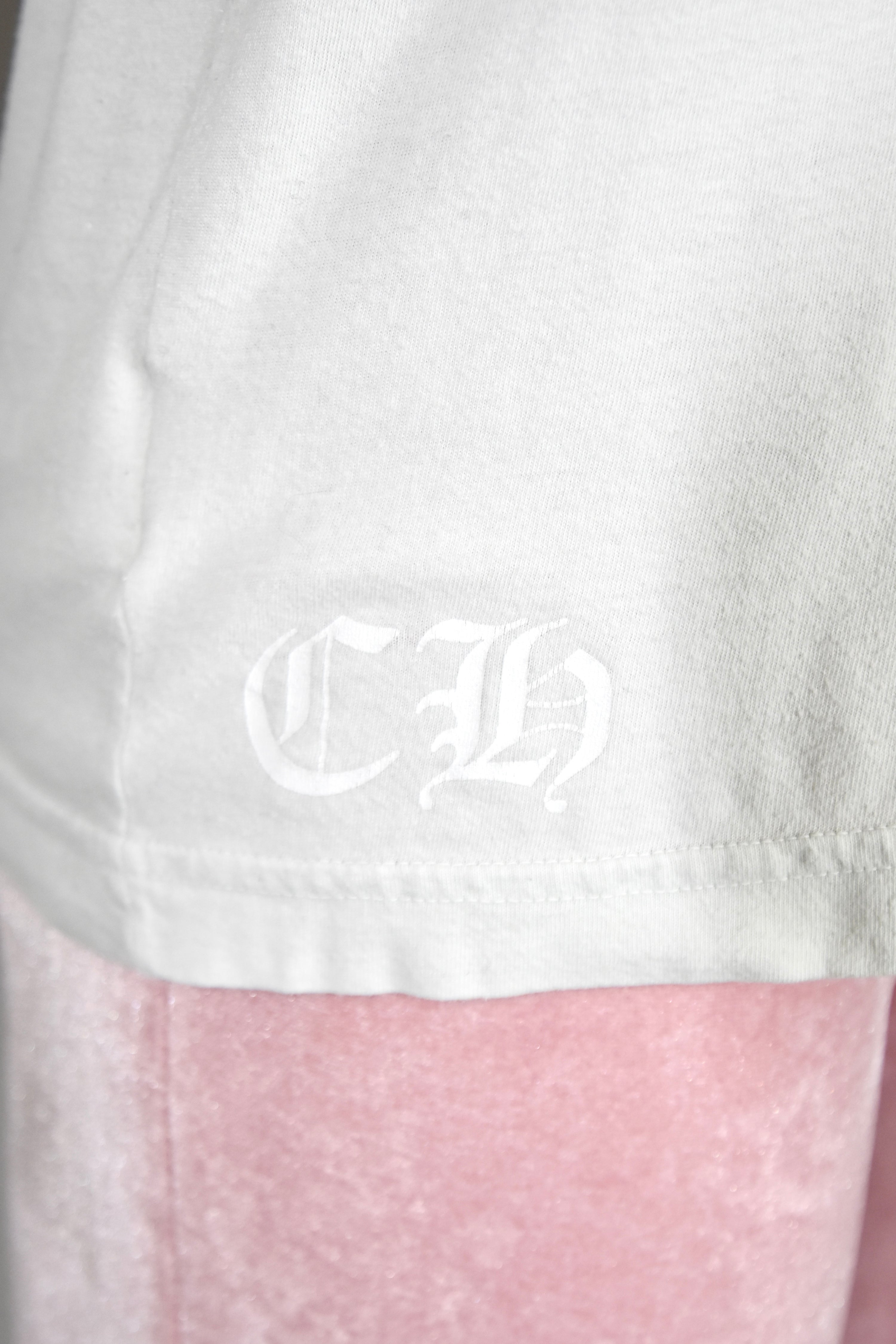 Chrome Hearts Cross Cluster Graphic T-Shirt – White Cotton Pocket Tee with Multicolor Cross Print