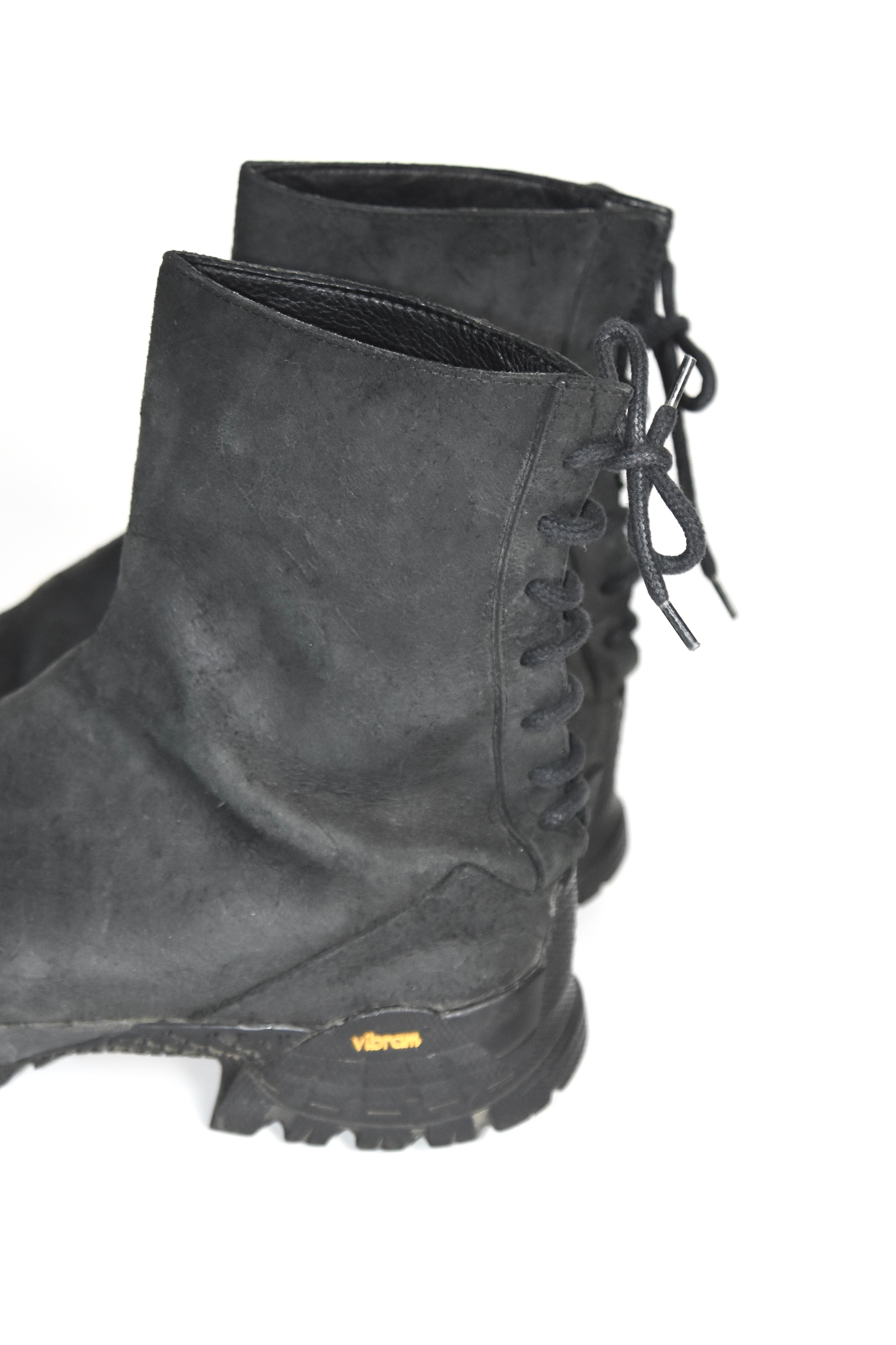 1017 ALYX 9SM Black Hiking Lace-Up Boots – Vibram Sole Tactical Utility Leather Boots