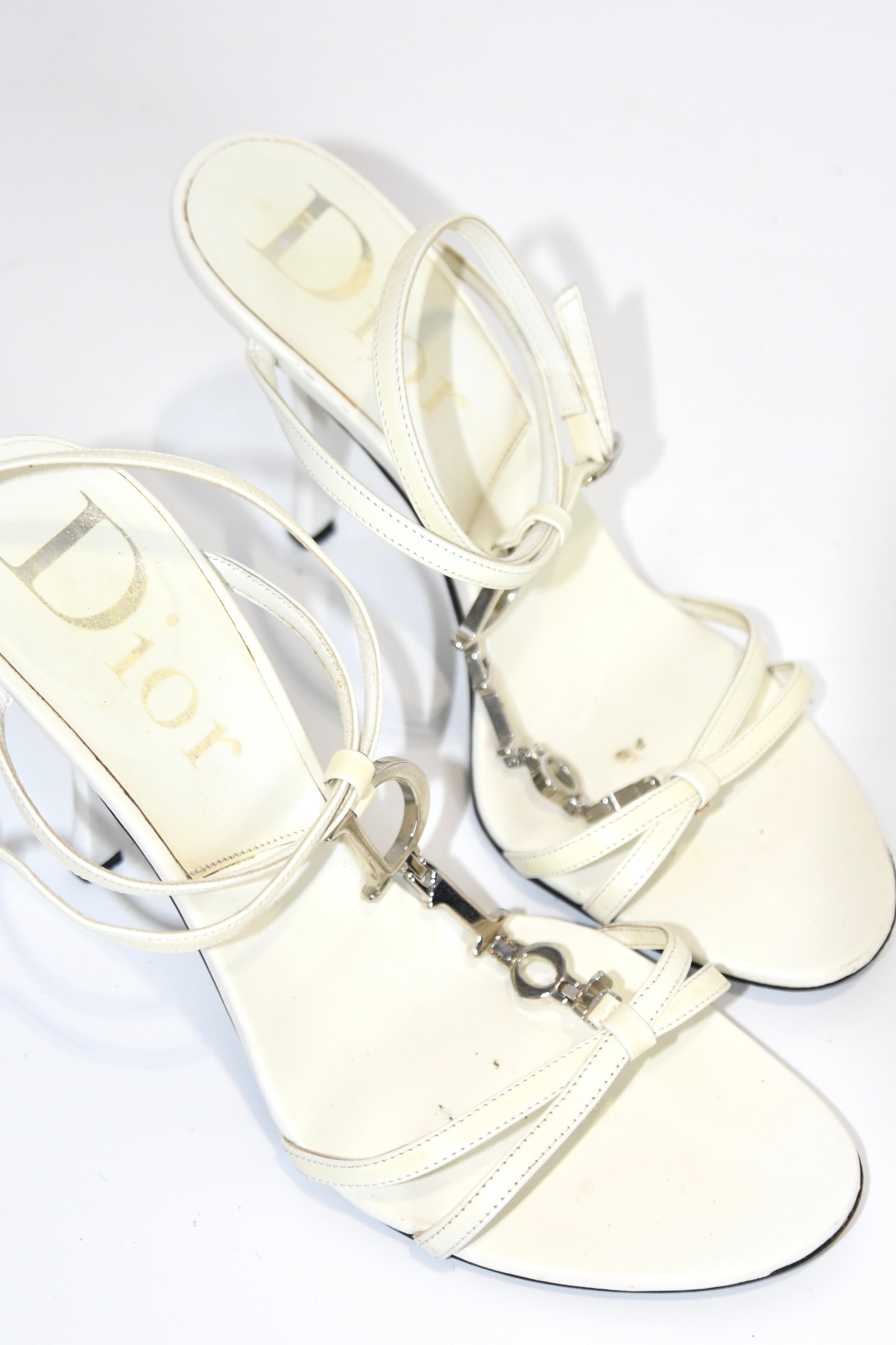 Christian Dior by John Galliano D-I-O-R Charm Strap Heeled Sandals – Vintage White Leather Designer Heels