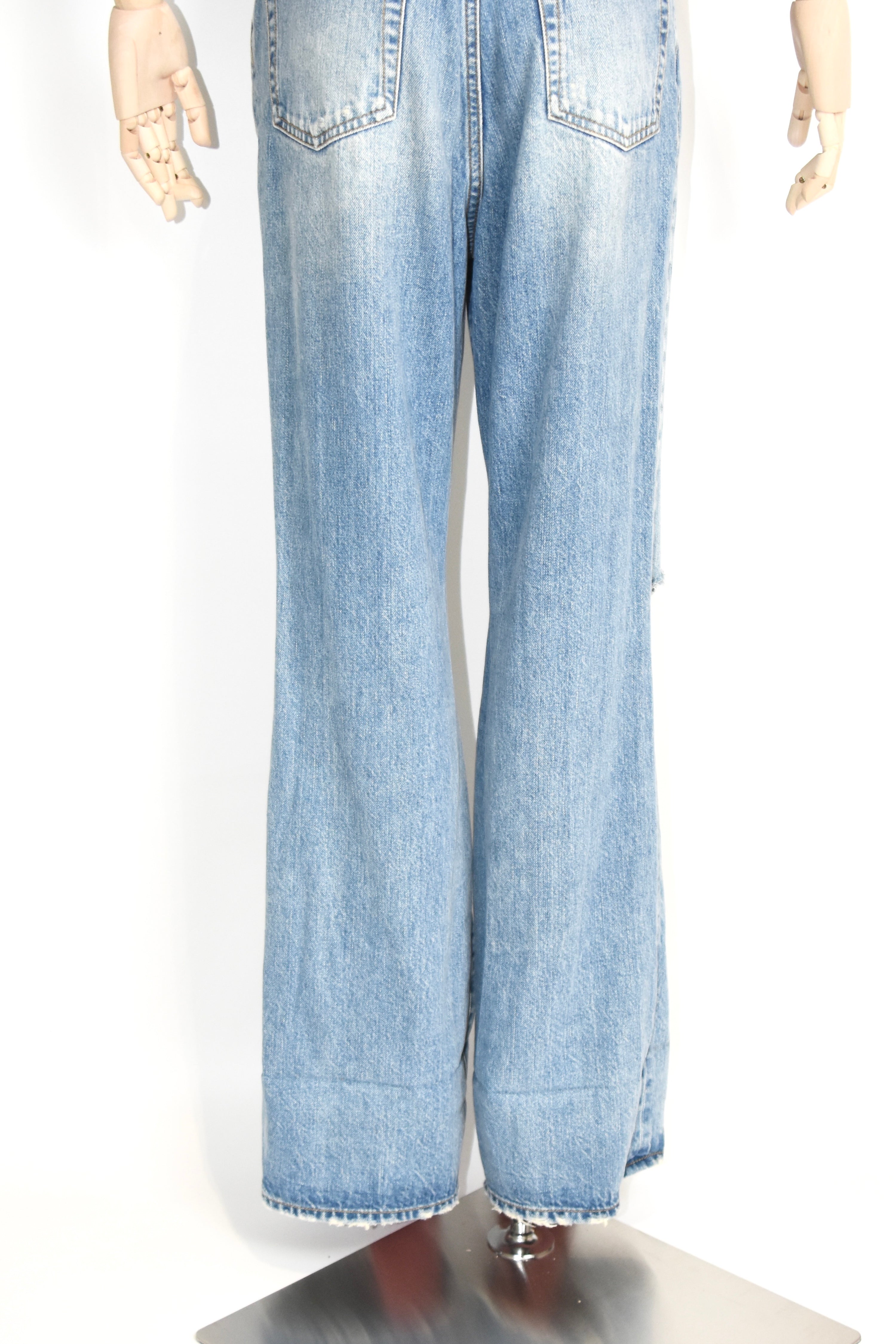 Gucci Distressed Flared Denim Jeans – Light Wash High Waist Destroyed Bootcut Pants