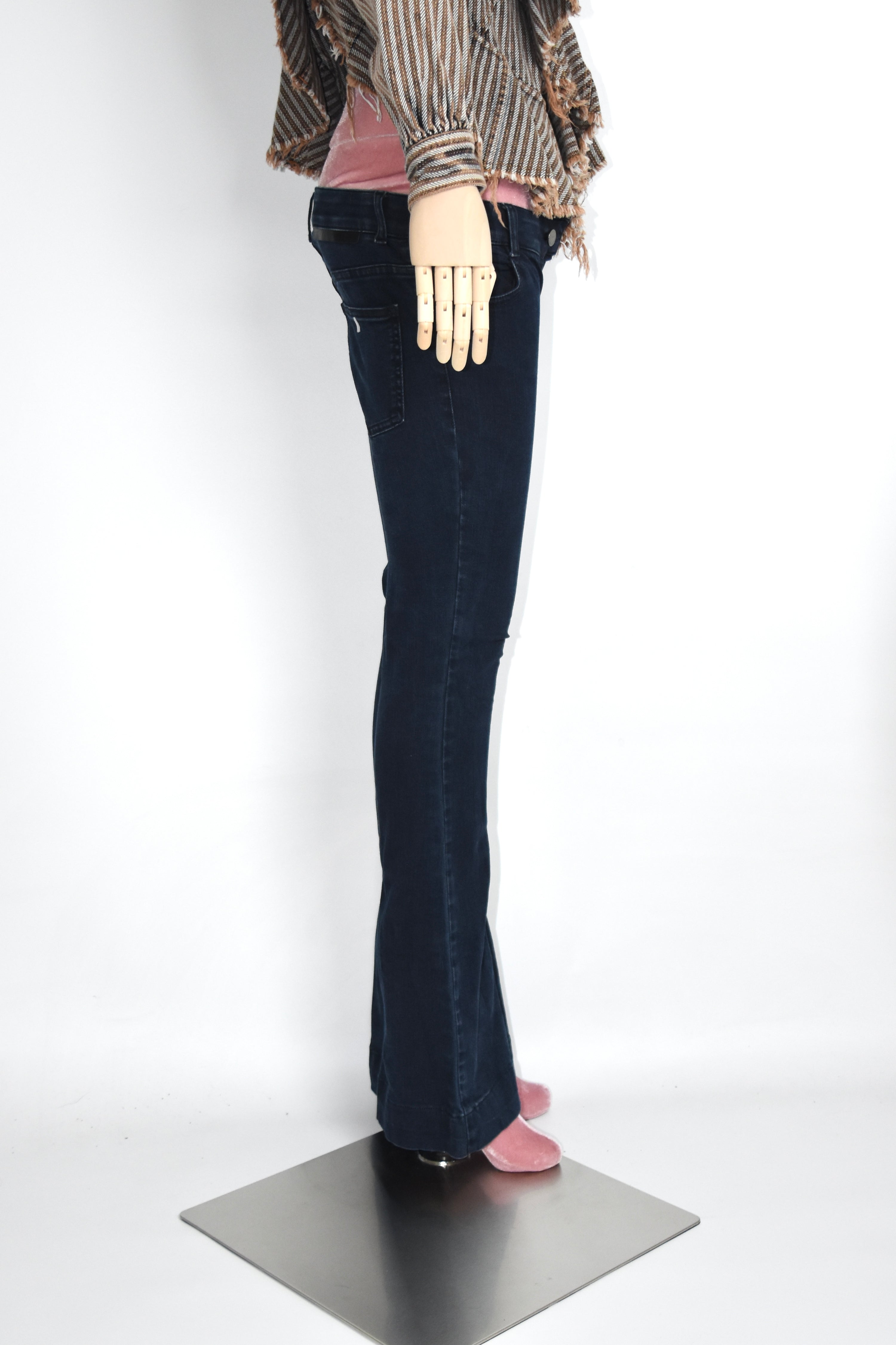Stella McCartney Dark Indigo Flared Stretch Denim Pants – Made in Italy – Women’s W23–24 (Near New)