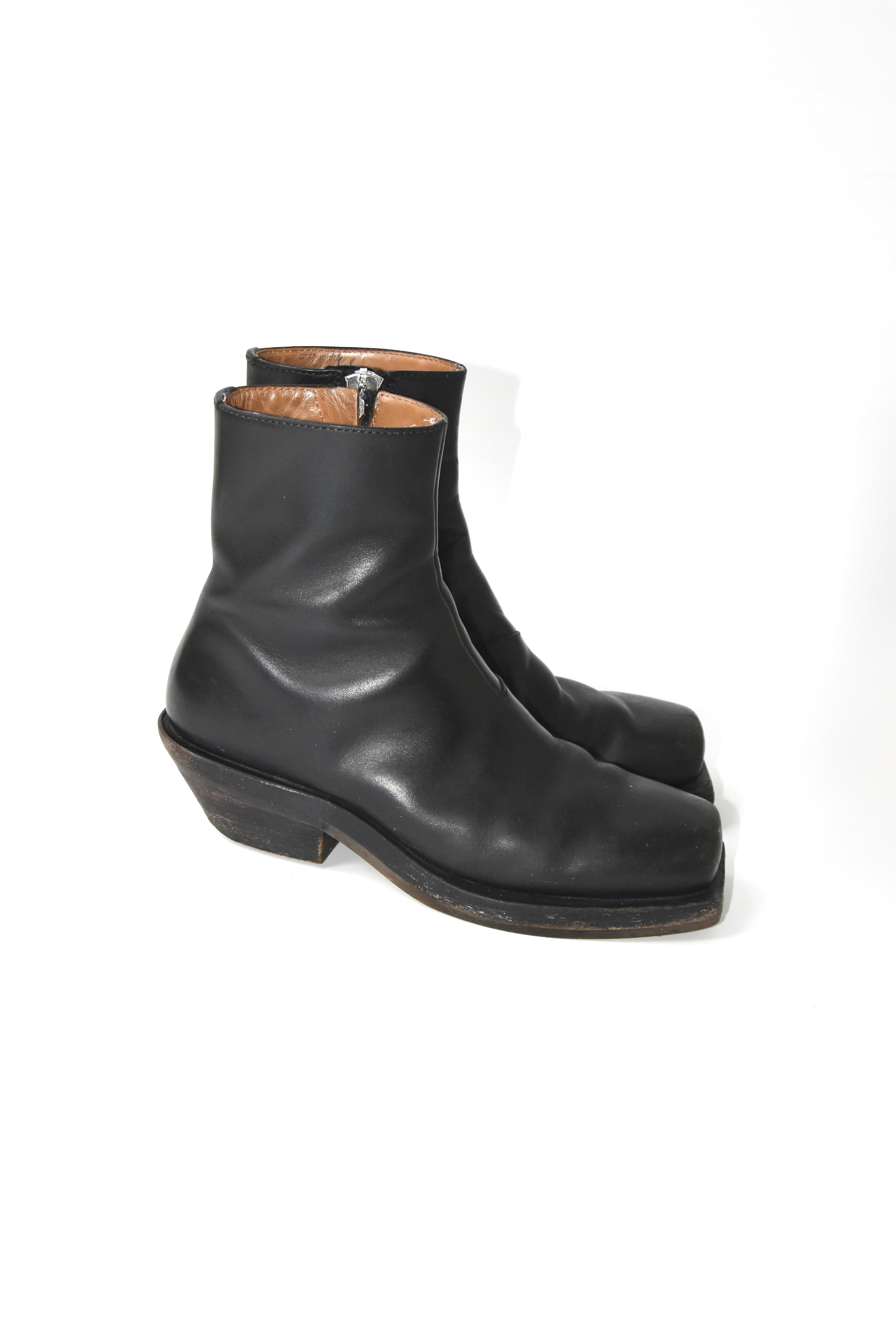 ION by Achilles Ion Gabriel Square-Toe Side-Zip Boots