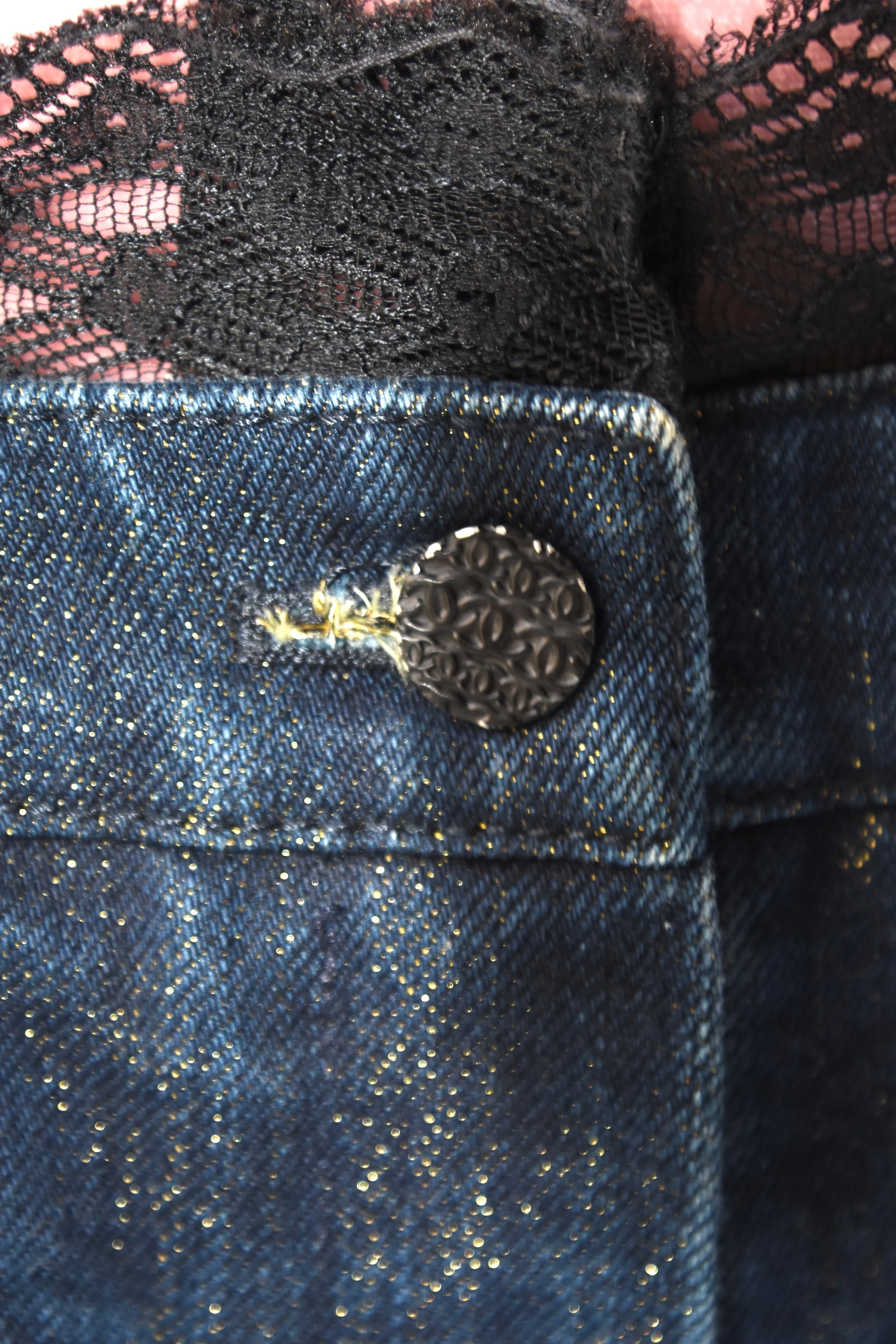 CHANEL S/S 2007 Gold Lurex Denim Lace Shorts – Size 40 (Made in Italy, Archive Runway Detail)