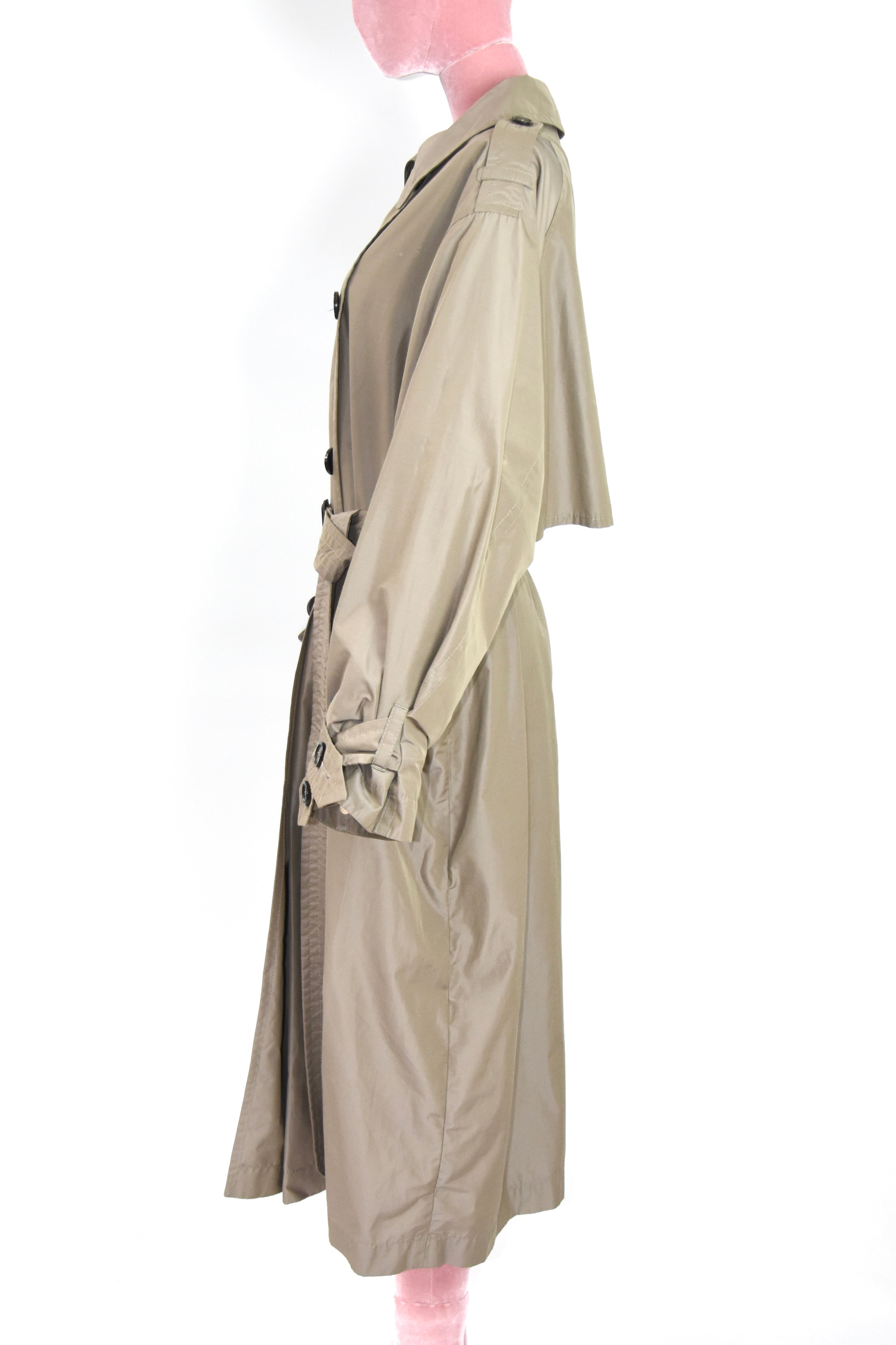 MaxMara “The Cube” Lightweight Trench Coat – Taupe Double-Breasted Packable Shell, Almost New (Fits Women M / Men S)
